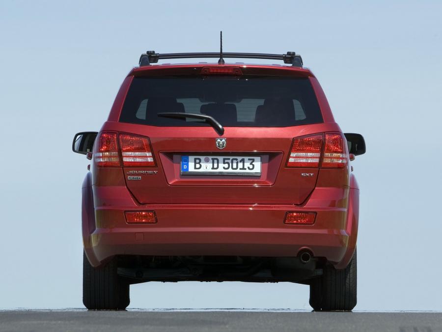  Dodge Journey 2008 года  (EU) (фото 5 из 16)